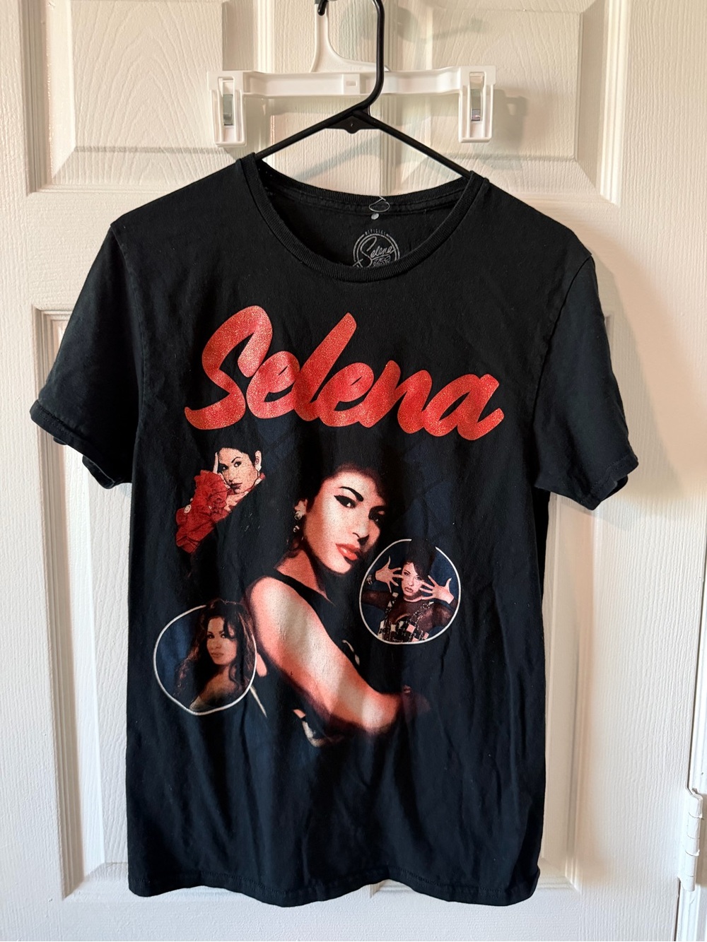 Selena Quintanilla Graphic T-Shirt Black Glitter Logo Size Small
